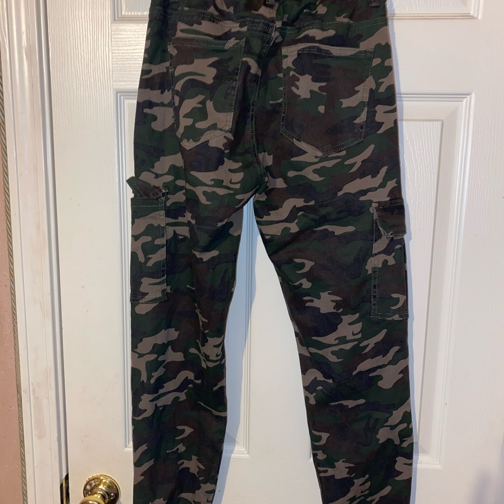 Camo pants